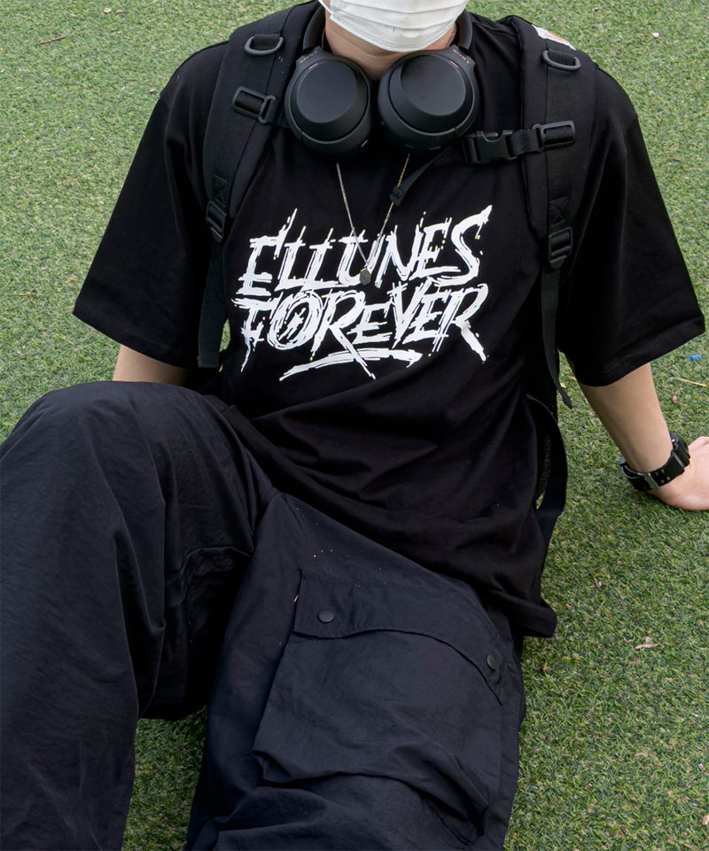 Illunes Lettering Oversized Split Short-Sleeved T-shirt