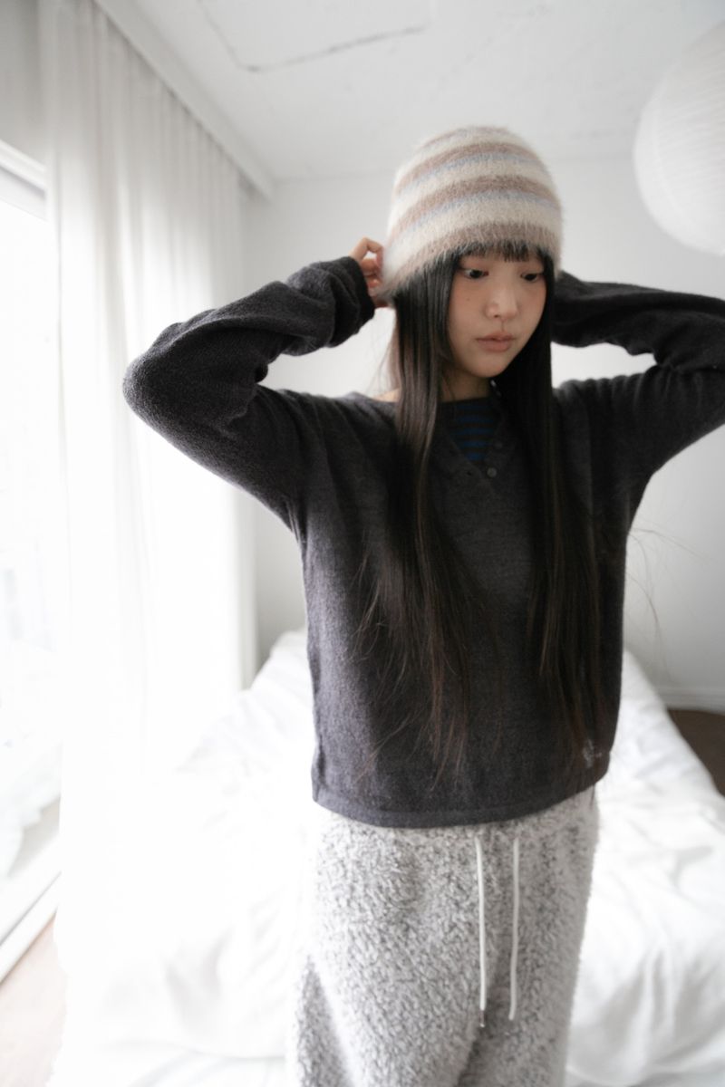 omoosoohy（オムスヒ）の「fluffy stripe color beanie(4colors)（Hats）」