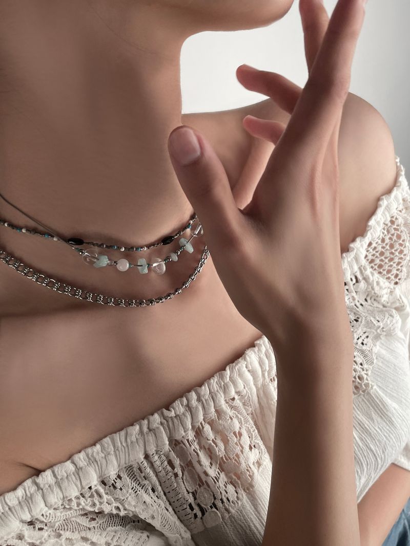 Kichikichiyaya The World Necklace