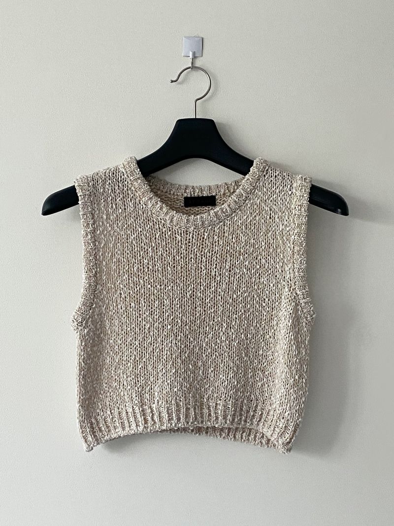 French mix crop knit vest