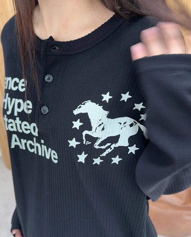 Mare Horse Henley Neck Knit