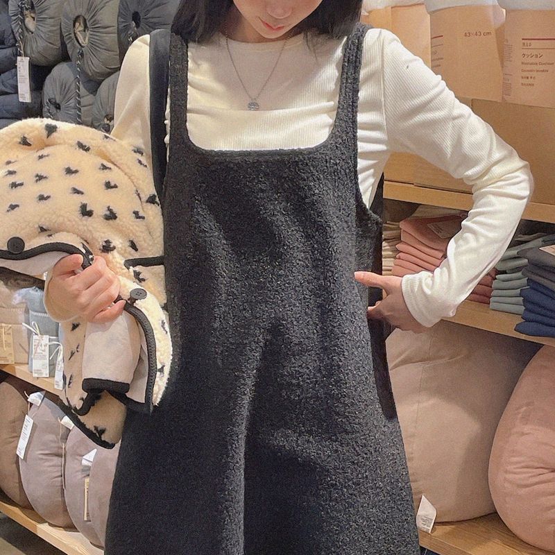 natural mind（ナチュラル マインド）の「Teddy sleeveless winter dress（Dresses）」
