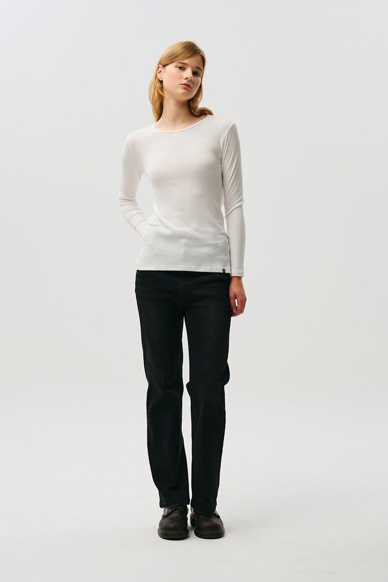 CHERRY SLIM-FIT DENIM PANTS [CHARCOAL]