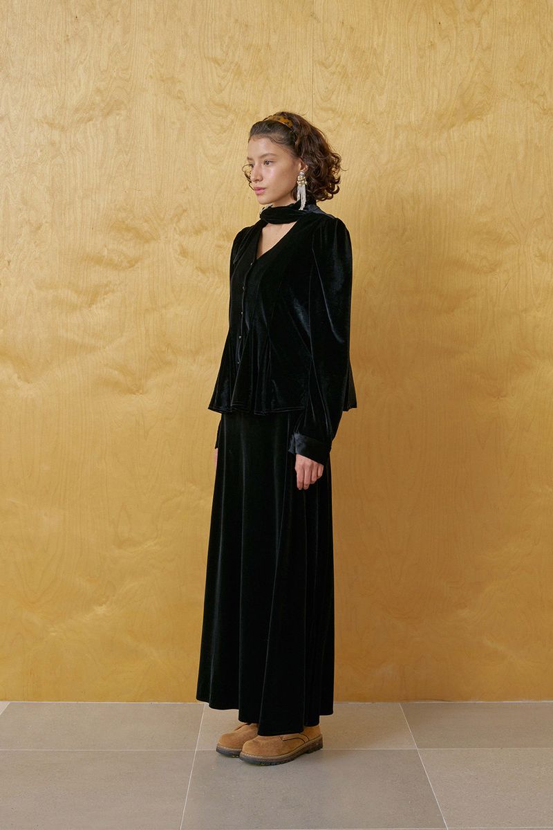 Velvet scarf blouse