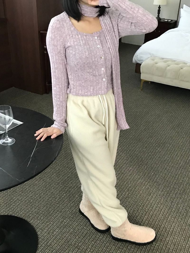 Cheery jogger pants