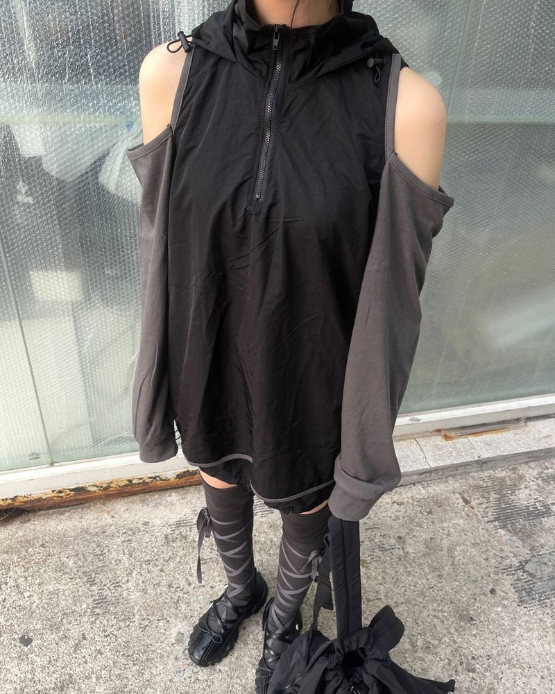 shoulder slit wind anorak hood