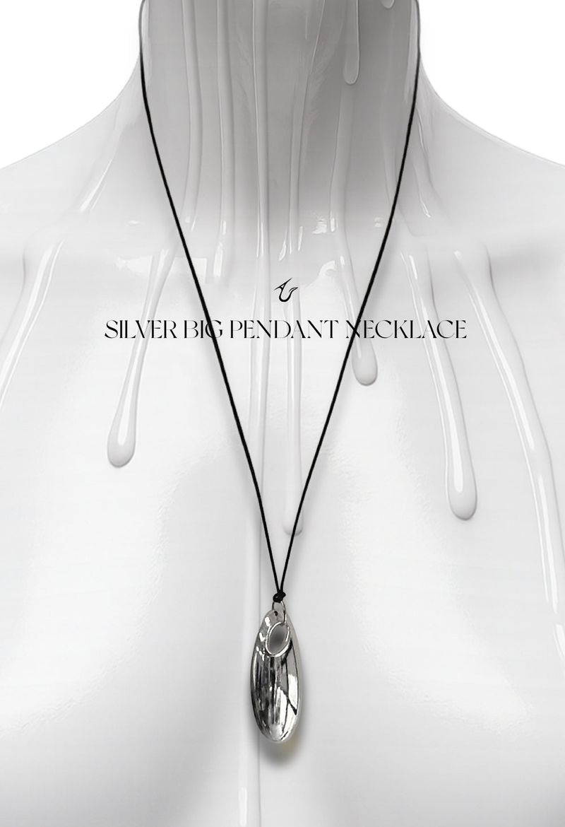 URBAN UNIQUE（アーバンユニーク）の「silver big pendant necklace（Accessories）」
