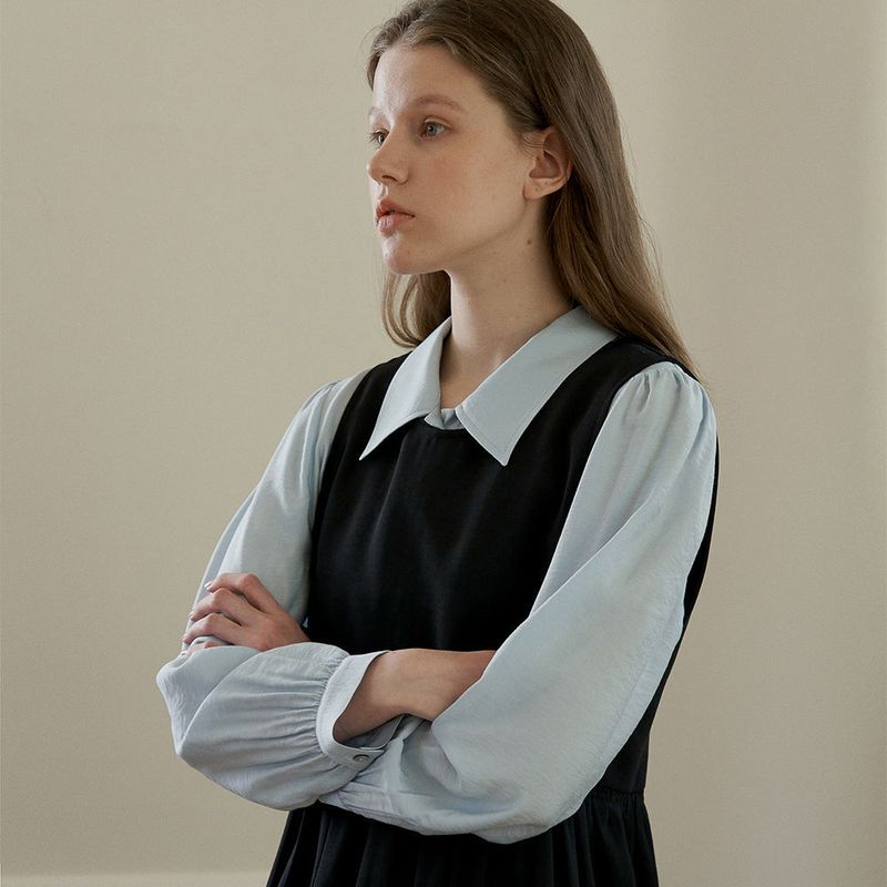 URAGO（ユラゴ）の「Pure button blouse（Tops）」