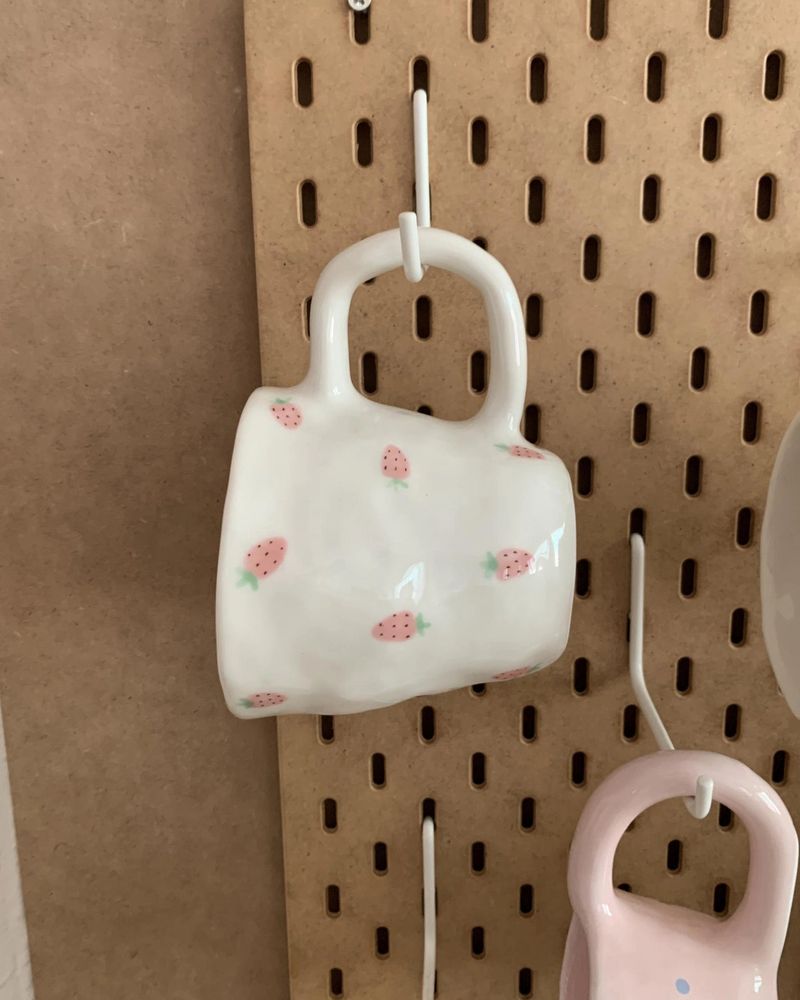 mellow pink berry mug