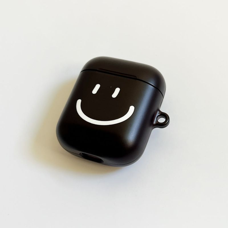 Smile Black (Airpods Matt Case)