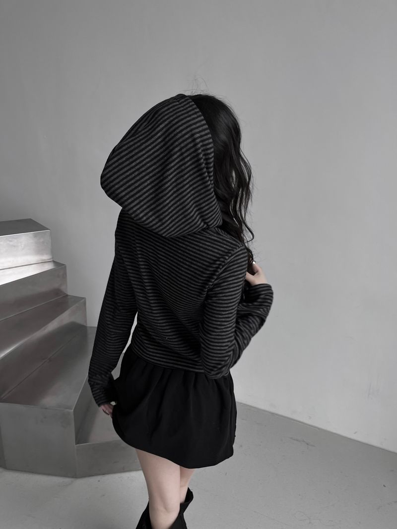 stripe boa hood zip-up