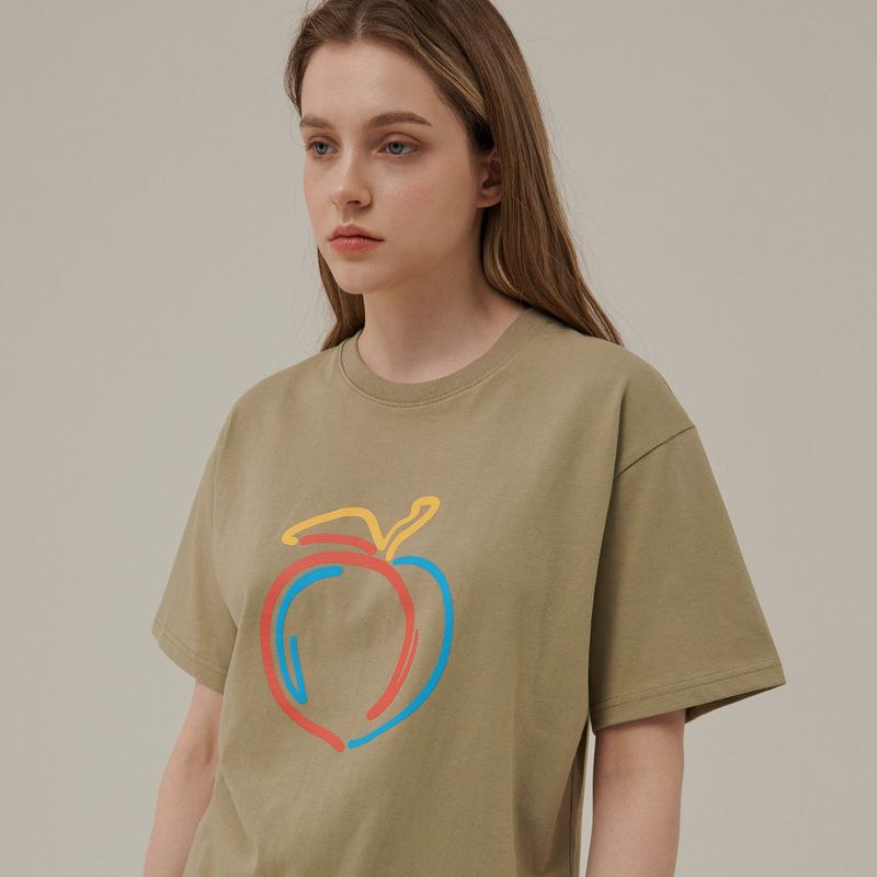 Between A and B(ビットウィーンエーアンドビー)の「RELAXED FIT PEACH PRINT T-SHIRT_OLIVE(Tops)」