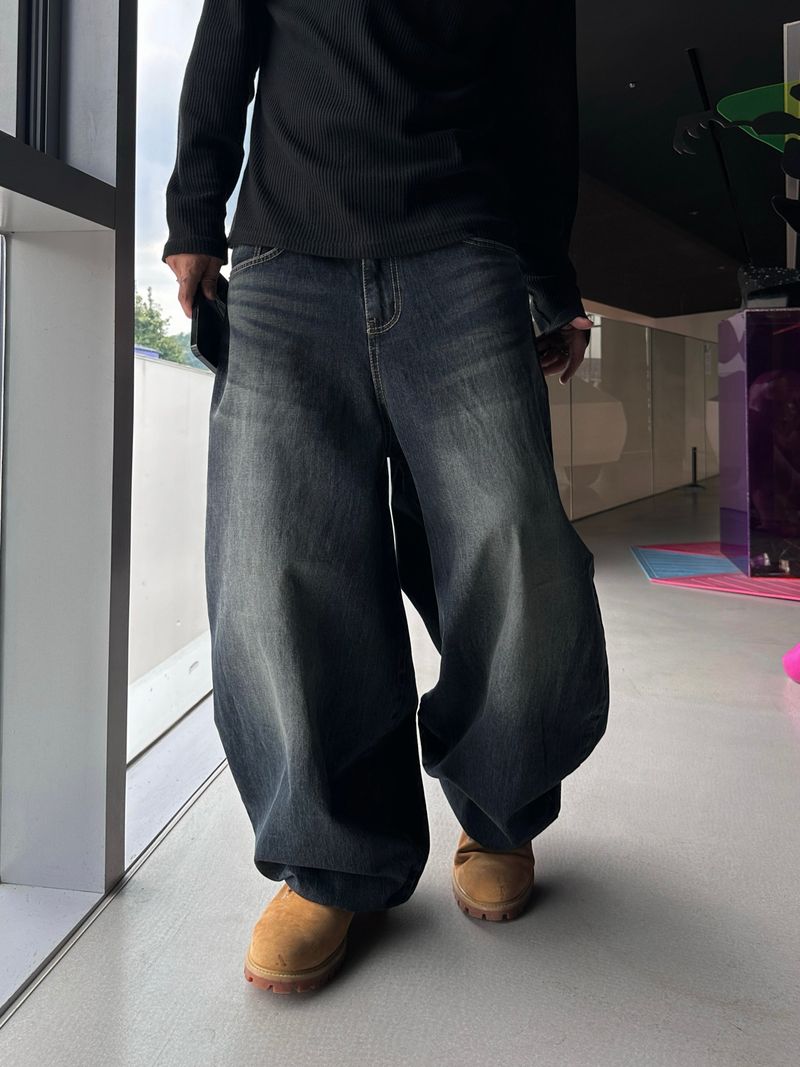 Stand Cat Balloon Denim Pants