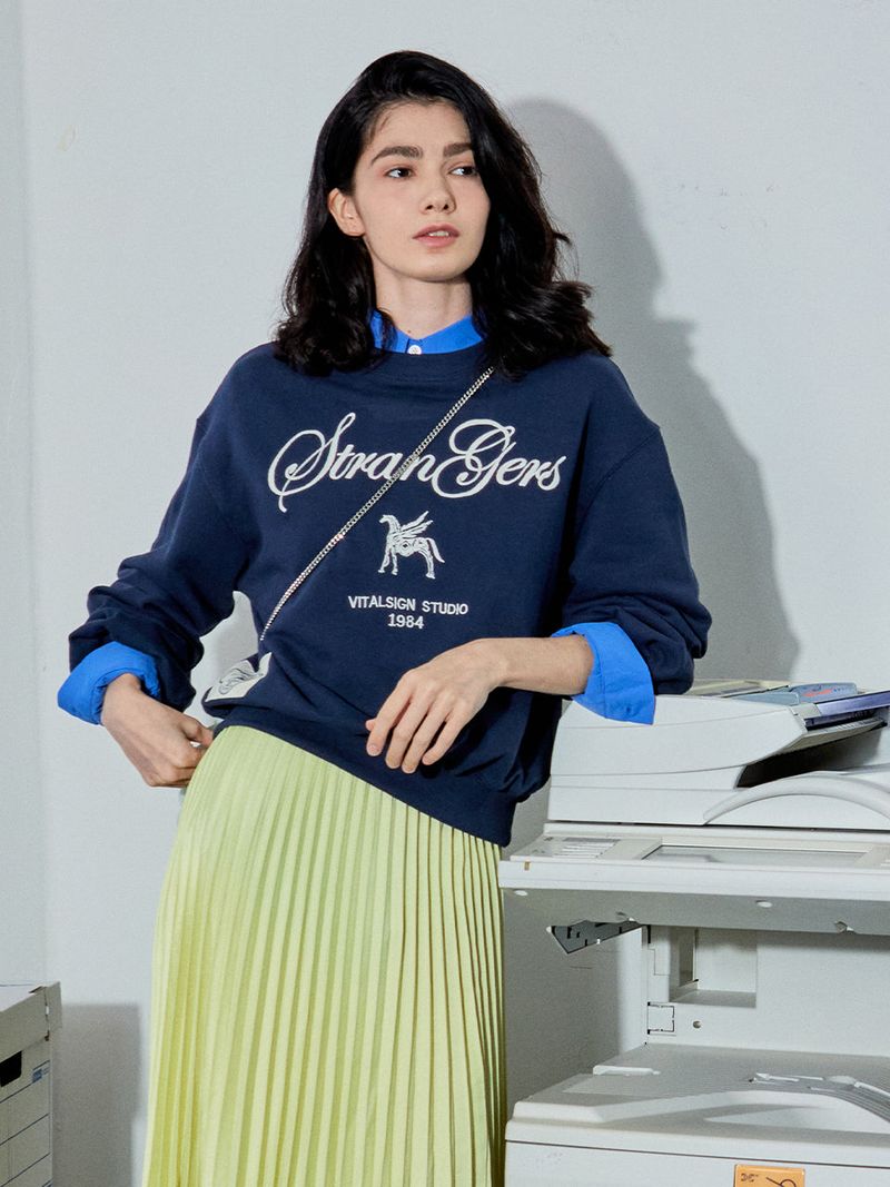 [LINE] LINE Symbol Lettering Sweatshirt