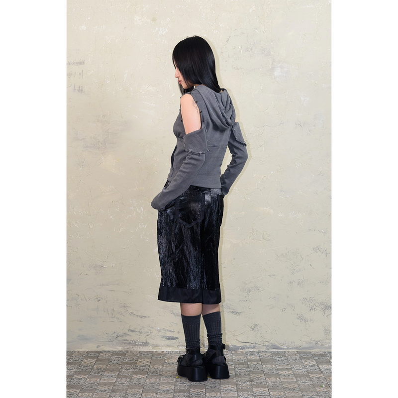 SLEEVE-OFF SHIRRING HOODIE
