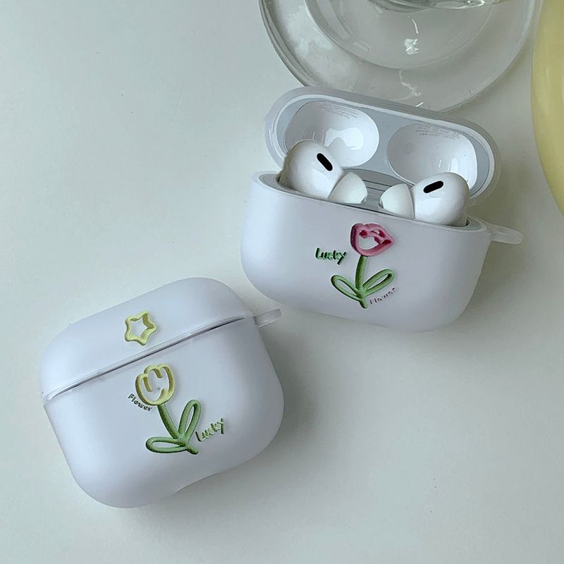 Lucky Flower AirPods Case_matt