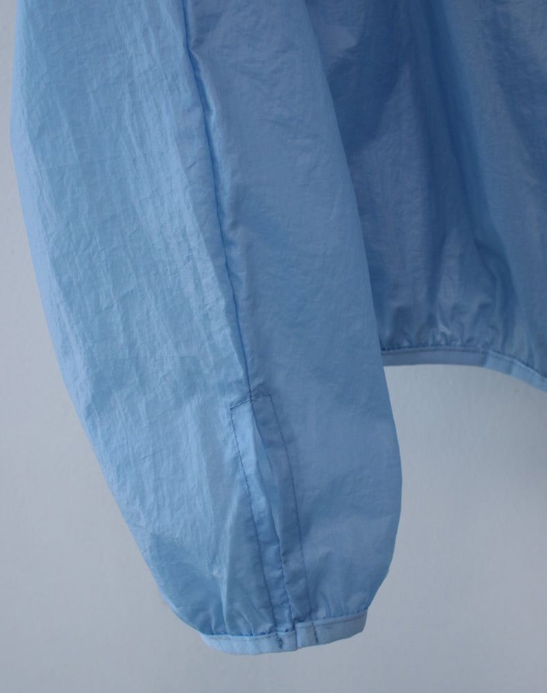 slit wind breaker