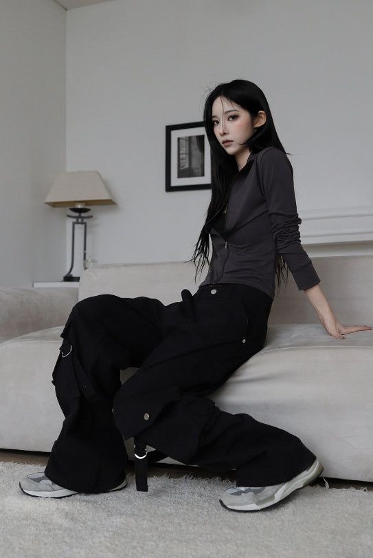 Beni Zip-up Long Sleeve Top