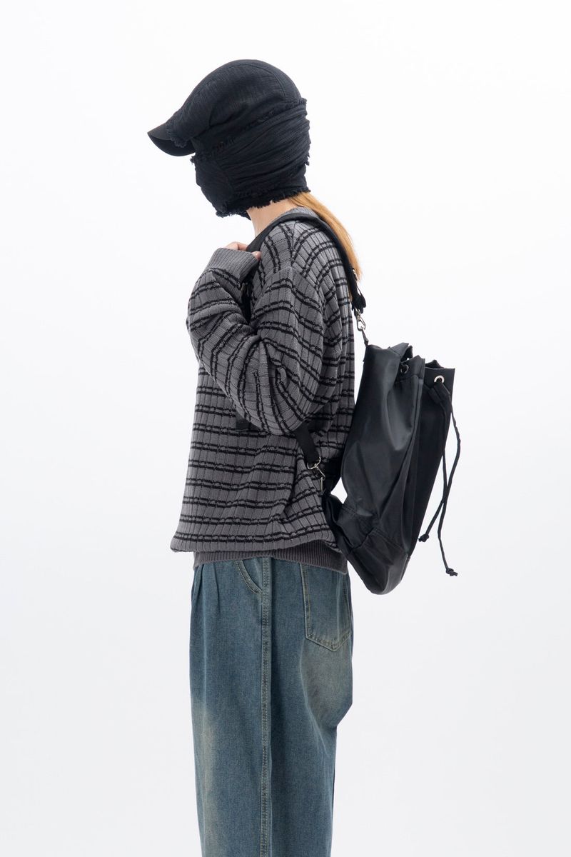 Nylon slingback bag