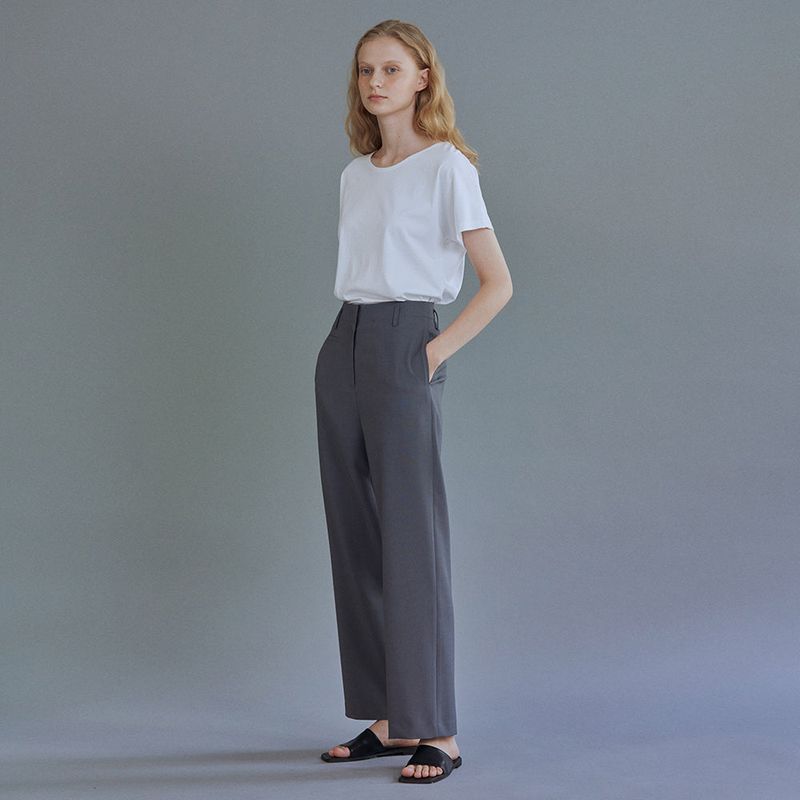 URAGO（ユラゴ）の「Belt loop straight slacks（Pants）」