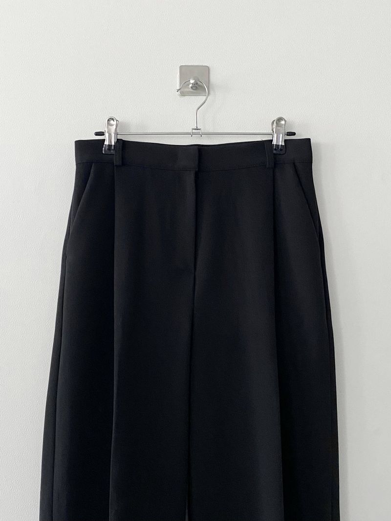 Cielo one tuck slacks