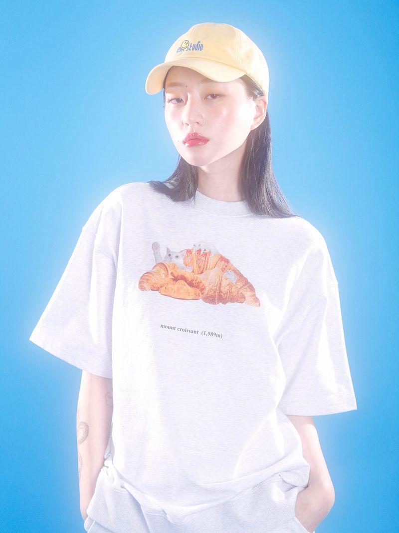CLUT STUDIO（クラットスタジオ）の「0 4 croissant half sweat shirt（Tops）」
