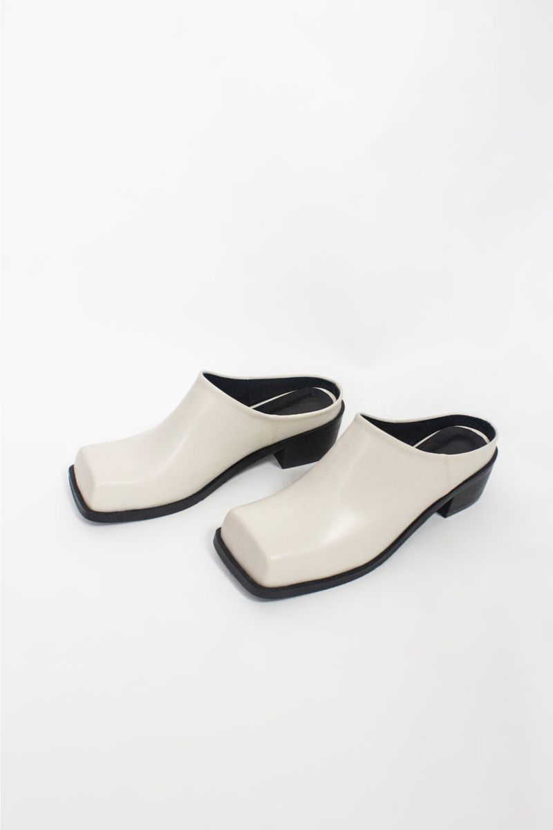 Square Plat Mule (2 color)