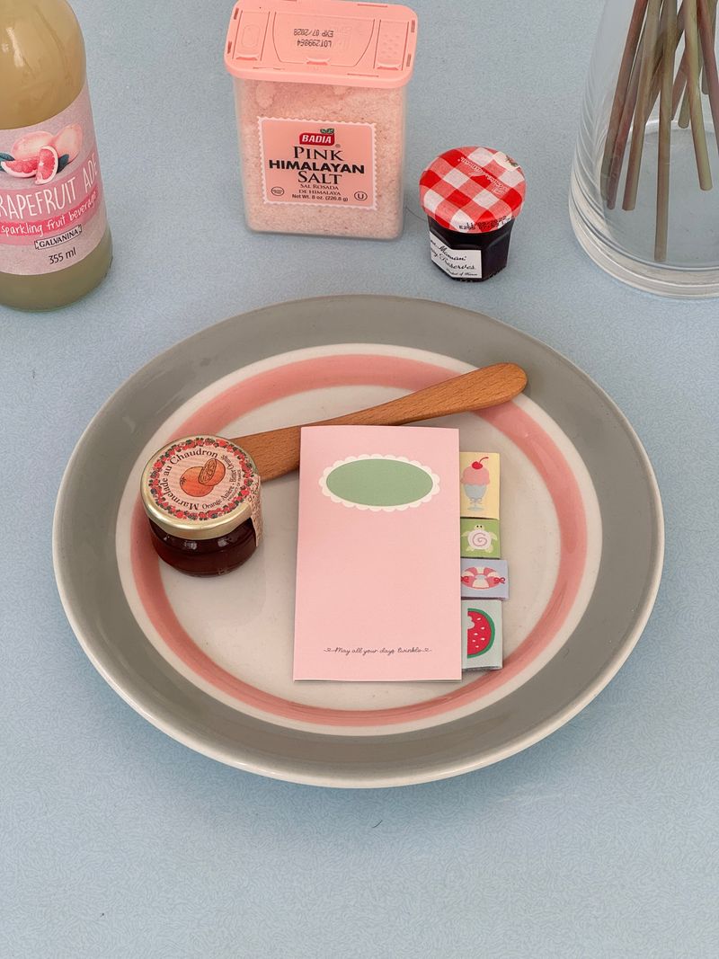 SUMMER BOOKMARK