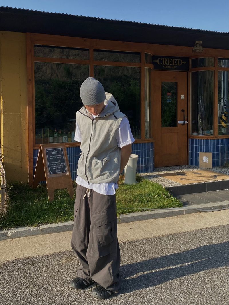 Nylon Pocket Hooded Vest 3C