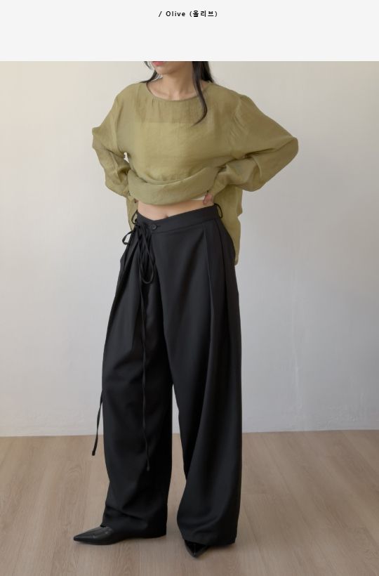 Tencel Two-Way Round Neck Blouse