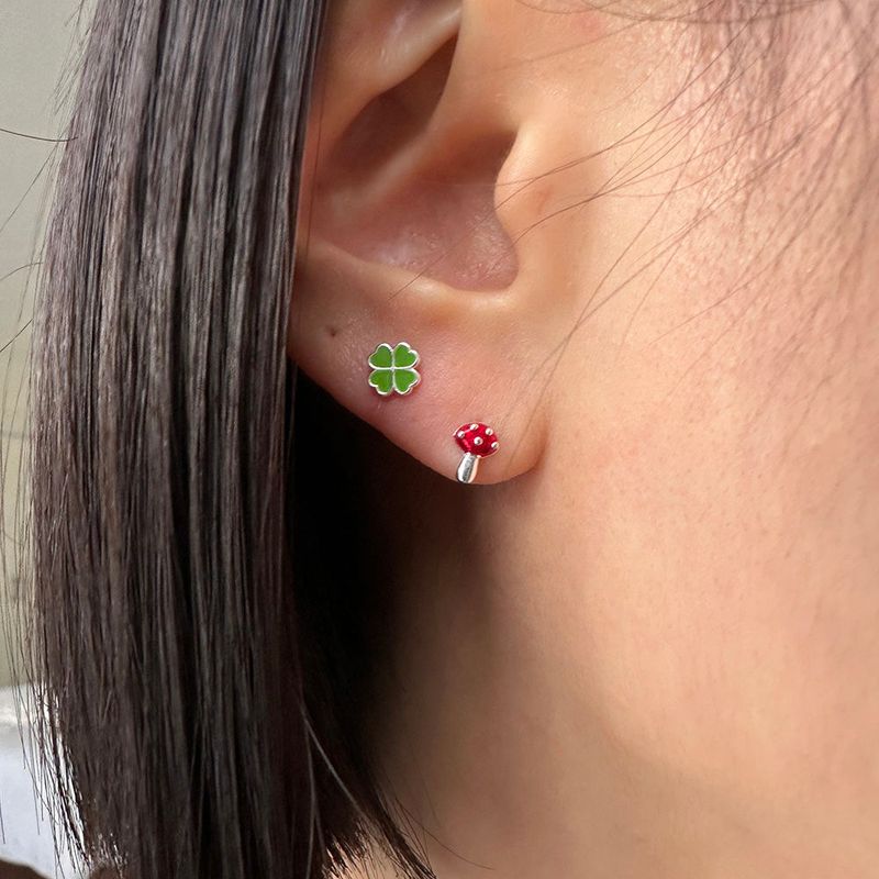 MOSXE（モスクス）の「[925silver] タイニーマッシュルームピアス（アクセサリー）」