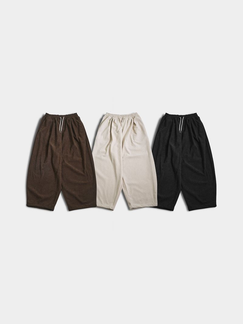 Corduroy two-tuck balloon wide pants