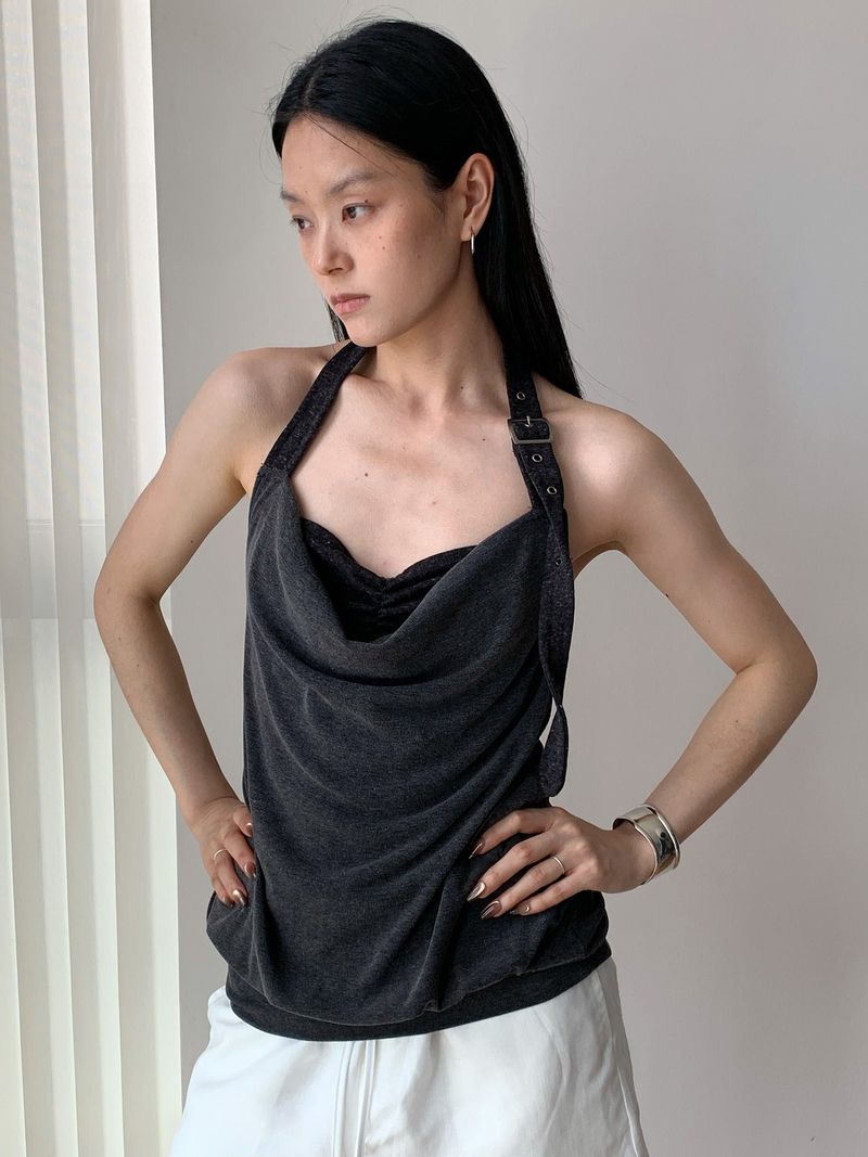 Buckle Halter Strap Sleeveless T-shirt