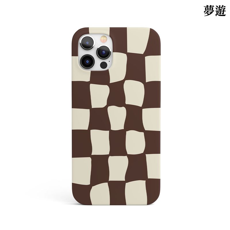 monguroom(モンユルーム)の「チェッカーボードグロッシーケース-brown(スマホグッズ/小物)」