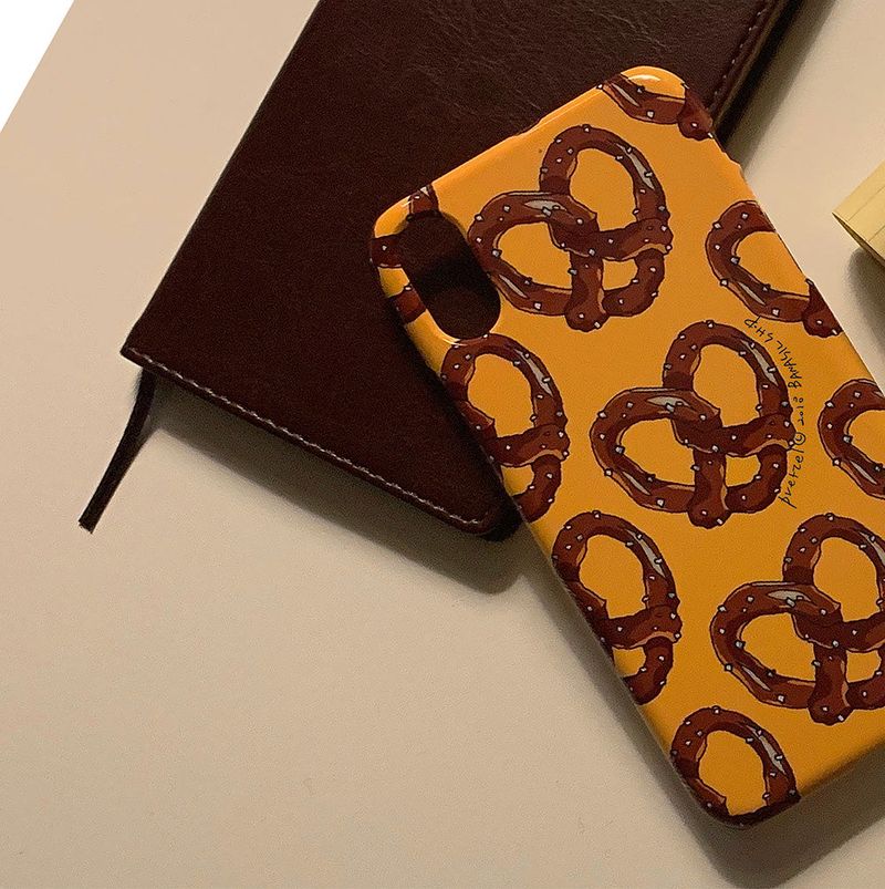Pretzel (iPhone) Glossy Hard Case