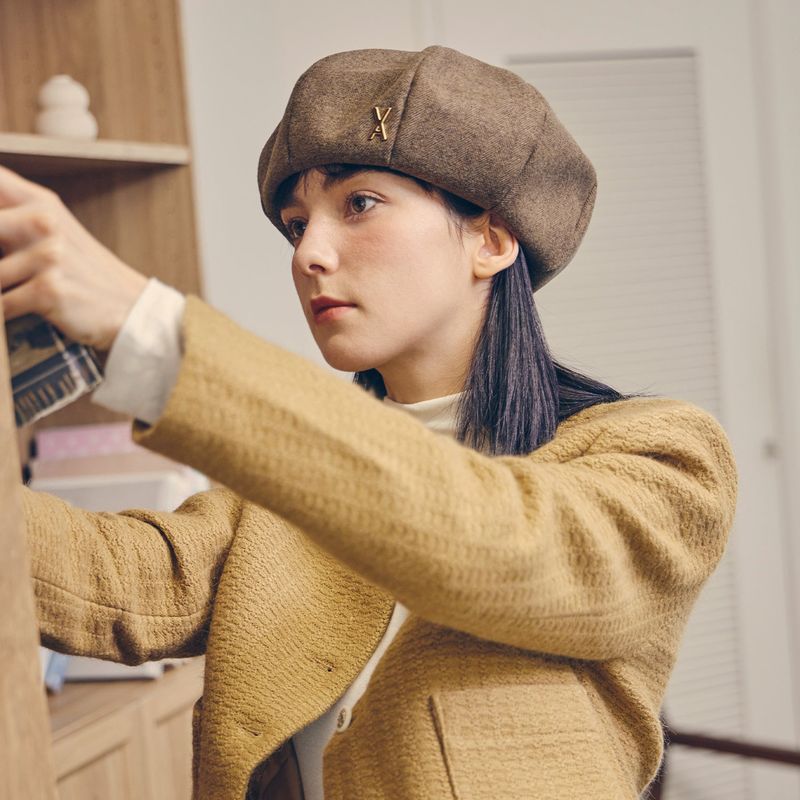 VA Stud Octagon Wool Beret / Brown