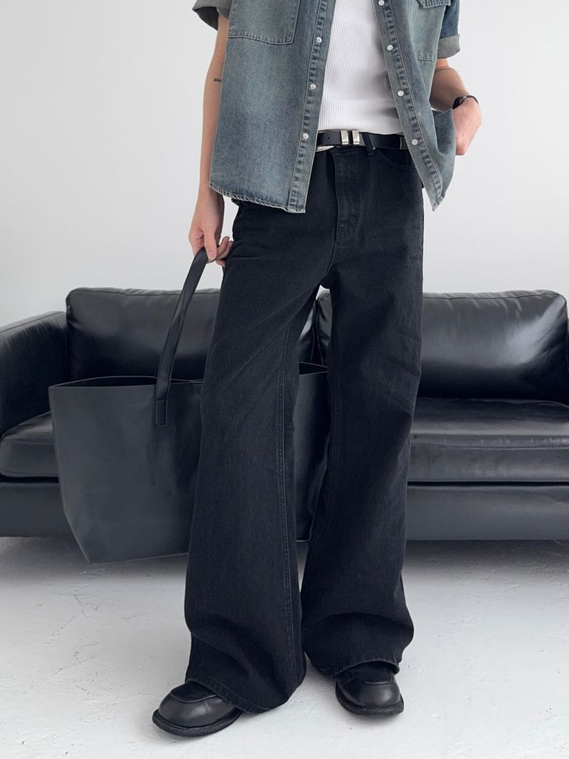 JI9BON（ジグボン）の「UO ウォッシュド セミブーツカット フレア デニムパンツ（パンツ）」