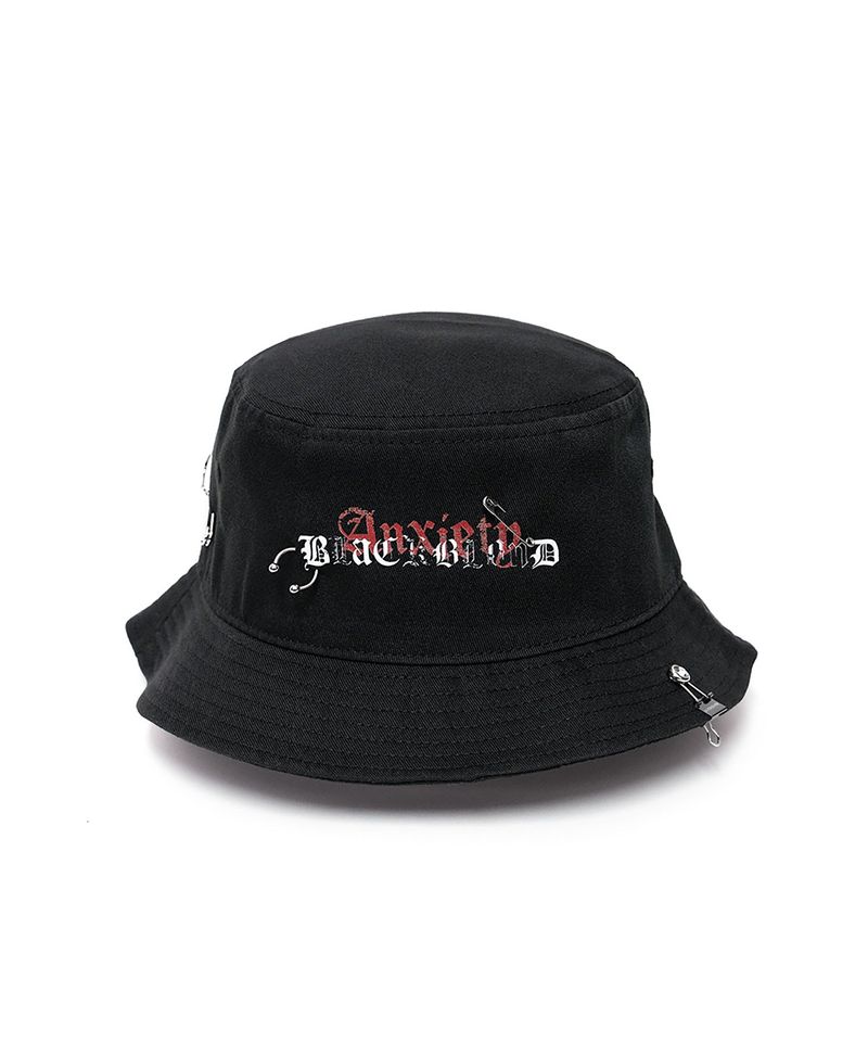 BLACKBLOND（ブラックブロンド）の「BBD アングザイエティ パッチ バケットハット (Black)（帽子）」