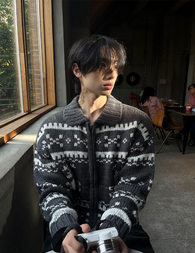 COSYHARU(コシハル)の「Ethnic Collar Over Knit Zip-Up(Tops)」