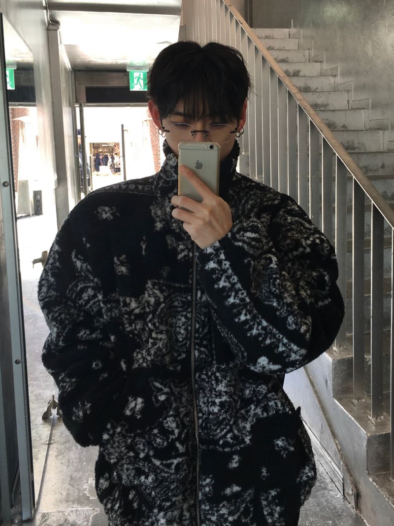 Paisley Quilted Over Fleece Zip-Up 2C