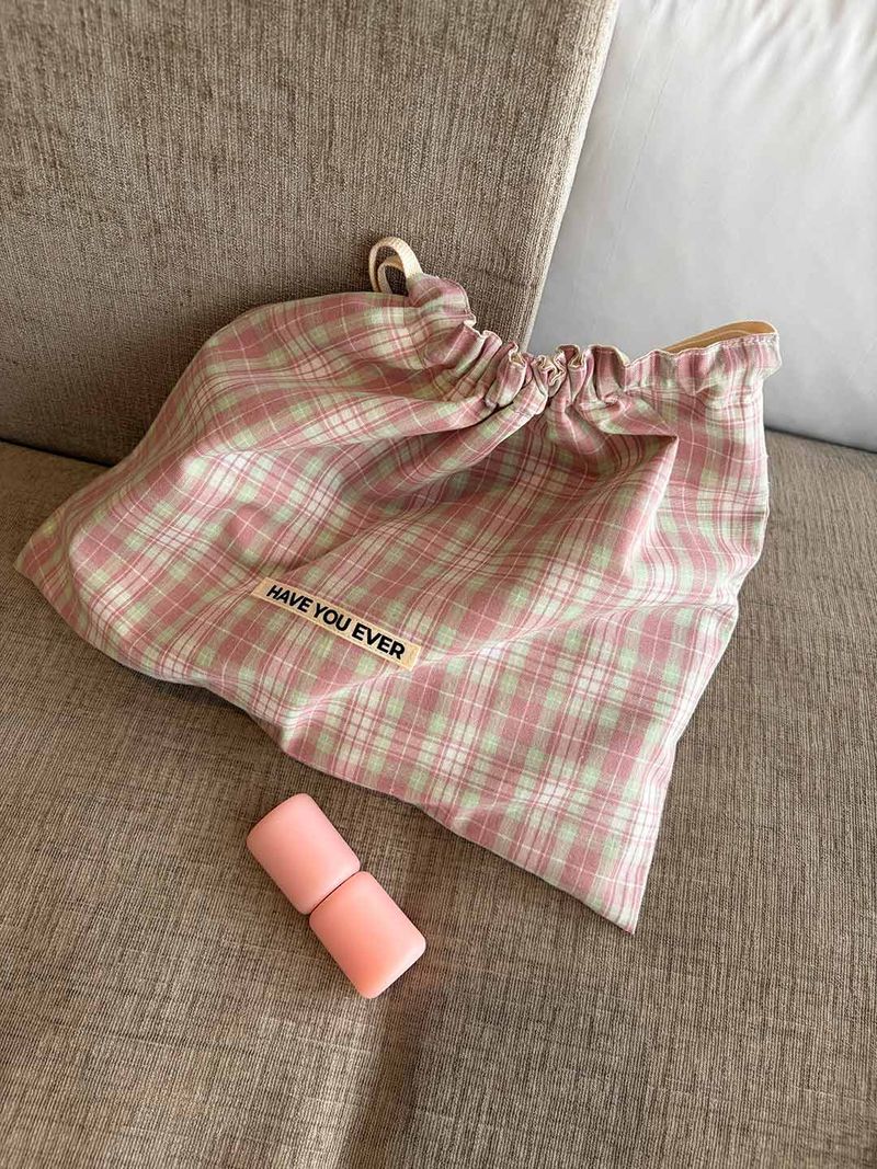 Pattern string pouch - pink check , M size
