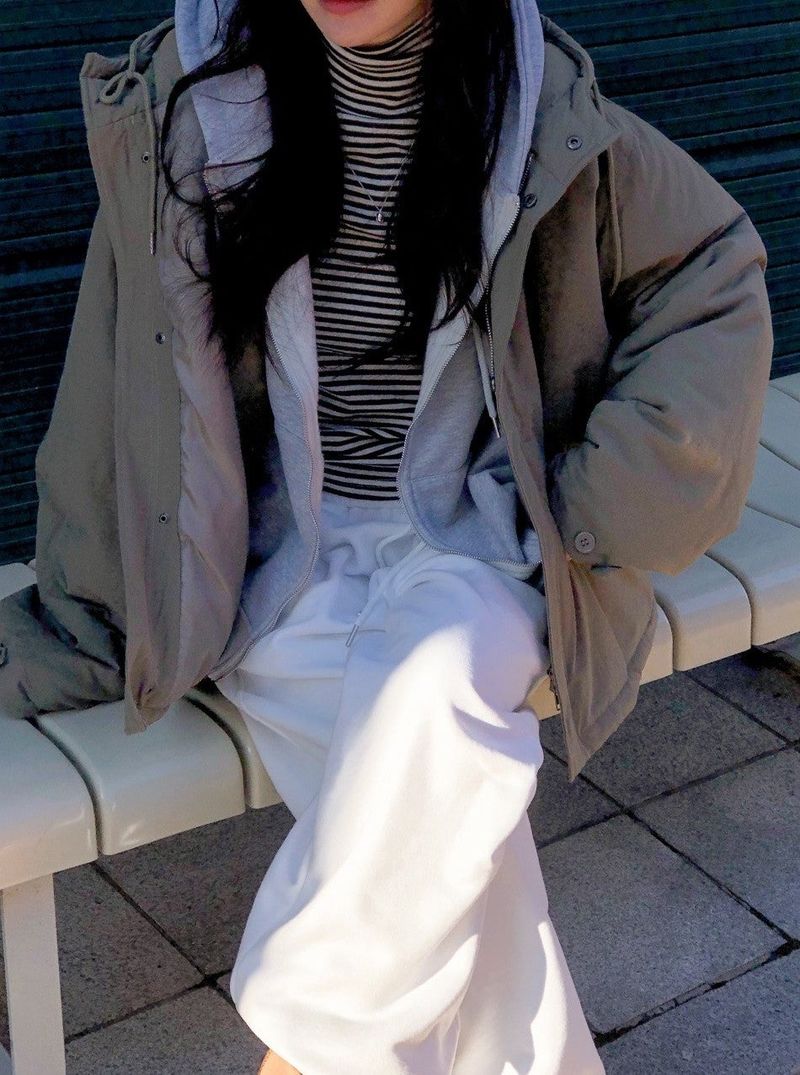 Toast Hood Over Wellon Padded Jumper (2color)