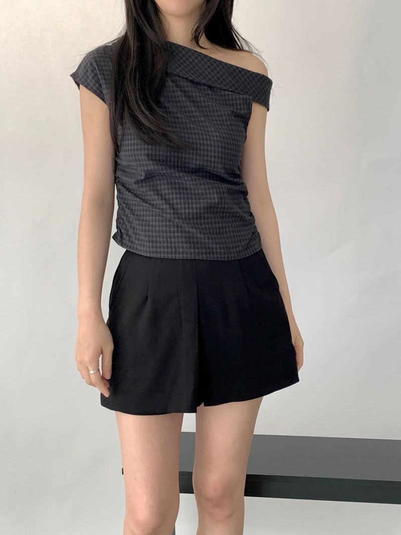 Sebit Check One-Off-Shoulder Blouse