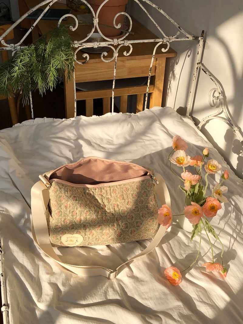ovuni（オーブニ）の「Quilted duffel bag_floweret（Bags）」