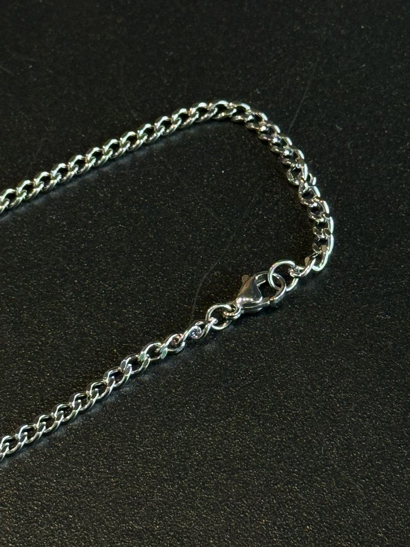 Rect minimal necklace
