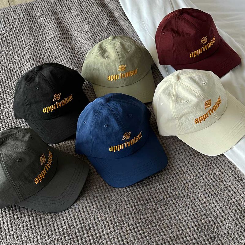 ASCLO（エジュクロ）の「ASCLO イエローレタリングキャップ(6color)（帽子）」