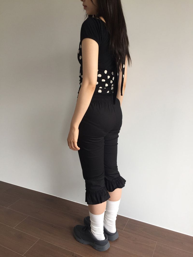 Frilled hem capri pants (1color)