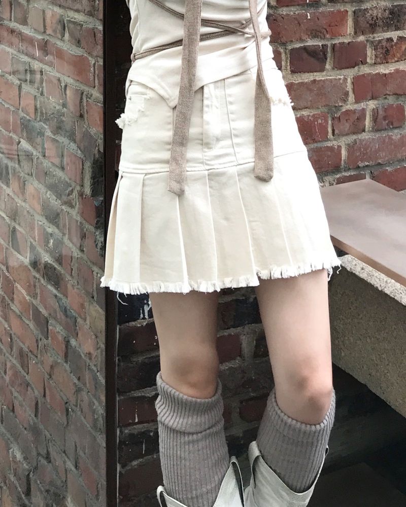 heenytsuki（ヒニツキ）の「High-Waist Cutting Damage Pleated Skirt（Skirts）」