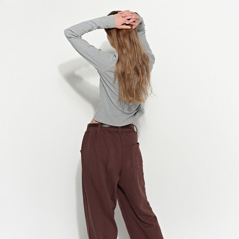 Essential V-Neck Grey