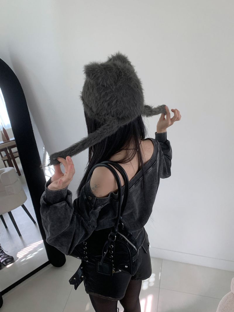 Meow Angora Cat's Tail Knit Beanie